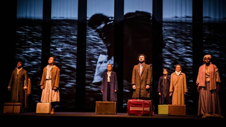 De qué trata la obra de teatro Mi Querido Presidente 11 actores en escena con fondo politico teatral