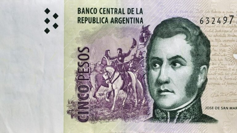Quién fue el responsable de sacar a San MartÃn de los billetes argentinos 6 billetes argentinos con retrato de san martin