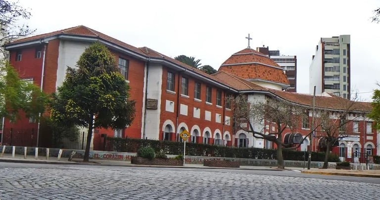 Cuáles son las características del Colegio Divino Rostro en Mar del Plata 8 Cuáles son las características del Colegio Divino Rostro en Mar del Plata