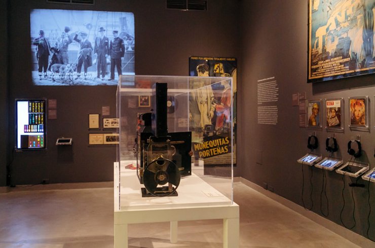 Qué Exposiciones y Actividades Ofrece El Museo Del Cine En Buenos Aires 15 interior museo del cine buenos aires